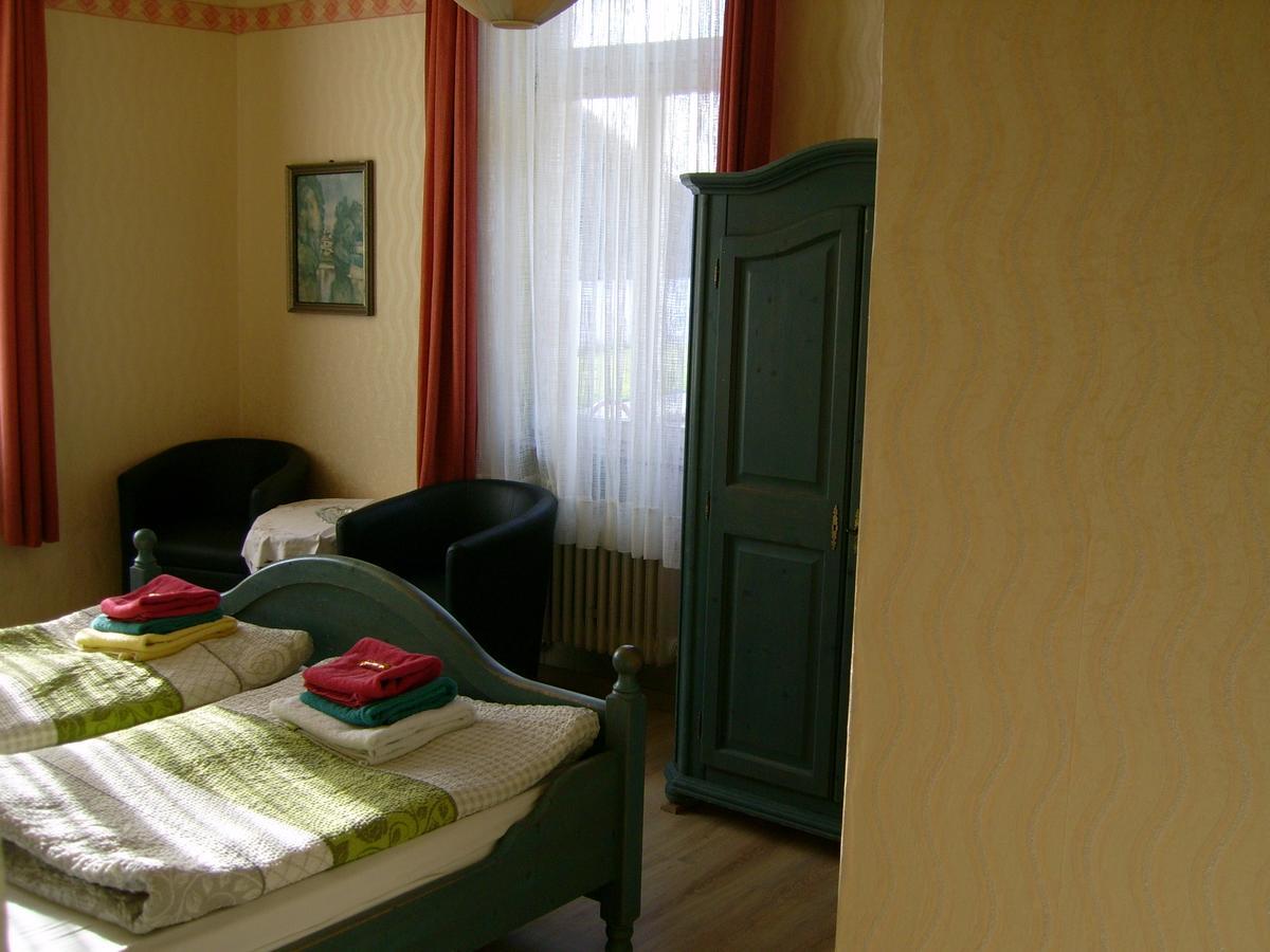Gasthaus Zur Traube Hatzenport Dış mekan fotoğraf